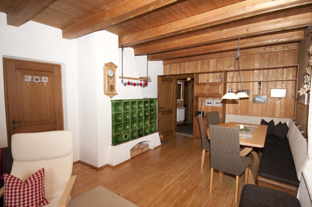 Chalet Sophie フューゲン 部屋 写真