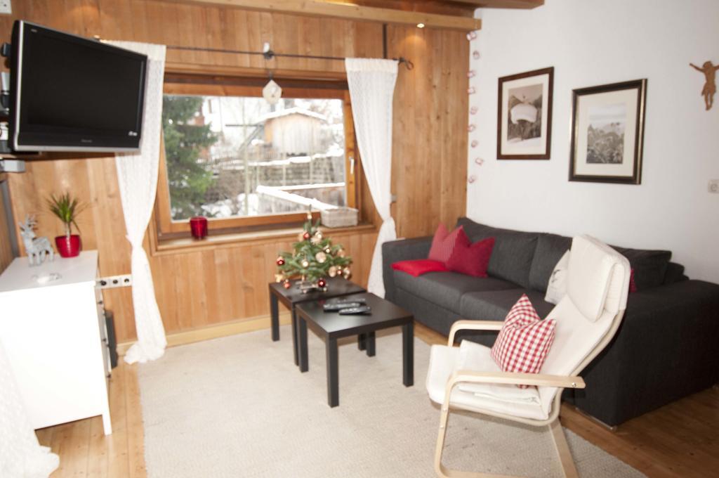 Chalet Sophie フューゲン 部屋 写真